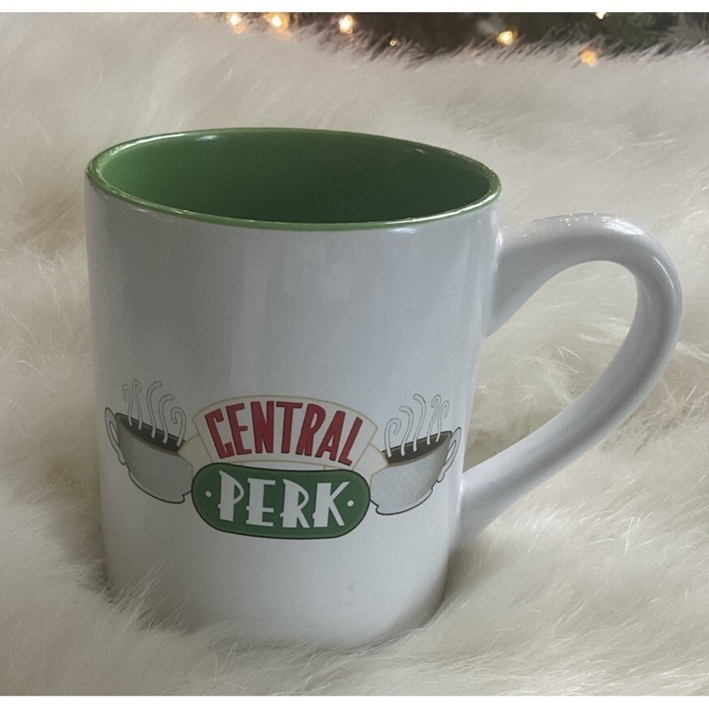 friends central perk coffee mug Ross Chandler Rachel Monica Phoebe Joey NBC